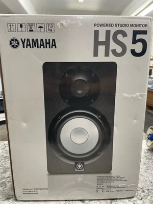 Yamaha ZC98610 HS5 Powered Studio Monitor Speaker Systems (Single) (PS5018102) - Image 1 of 4