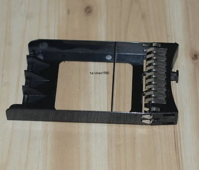 2.5" IBM Blank Server Hard Drive Filler Trays 44T2248 PN 46C5497 x3550/x3650 M4 - Image 1 of 4