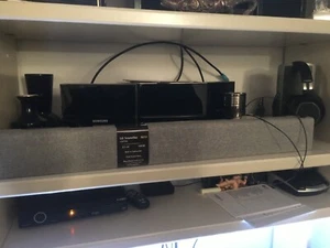 LG DSP2W 2.1 Soundbar mit 100 Watt integrierter Subwoofer wie neu! - Bild 1 von 2