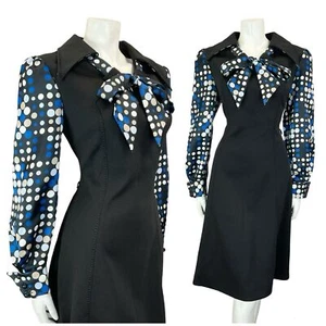 VINTAGE 70ER JAHRE SCHWARZ BLAU CREME WEISS FLÜGELKRAGEN PUSSYBOW GEOMETRISCHE PUNKTE KLEID 10 - Bild 1 von 9