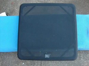 Schöne JBL Grillabdeckung mit Befestigungsschrauben für JBL 8340A - schöner Zustand!!! - Bild 1 von 3