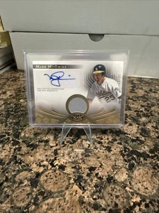 Tarjeta reliquia automática Mark McGwire 2023 Topps Tier One certificada/49 - Imagen 1 de 2
