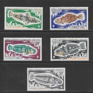 TERRITORIO FRANCÉS DEL SUR Y LA ANTÁRTIDA - SCOTT 37 - 39, 41 - 42 MNH JUEGO PARCIAL - Imagen 1 de 2