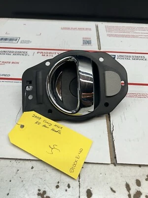 2009 CHEVY HHR RH REAR Inside Door Handle - Image 1 of 3