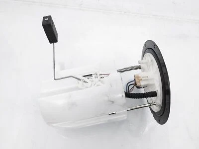 Bomba de tanque de combustible de gasolina Lexus LS460 2007-2017 - 77020-50071 Foto 1 de 4