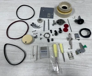 Montgomery Ward Uht J2000 ricambi macchina da cucire cinghie/pezzi di ricambio comuni - Foto 1 di 4