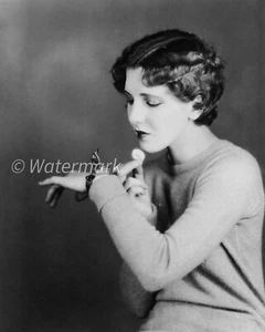 Jean Arthur in a 1928 - 8X10 PUBLICITY PHOTO - Picture 1 of 1