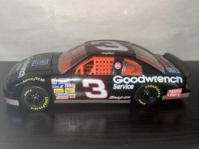 Dale Earnhardt #3 Goodwrench Chevy Monte Carlo 1:24 Acción NASCAR Diecast Foto 1 de 4