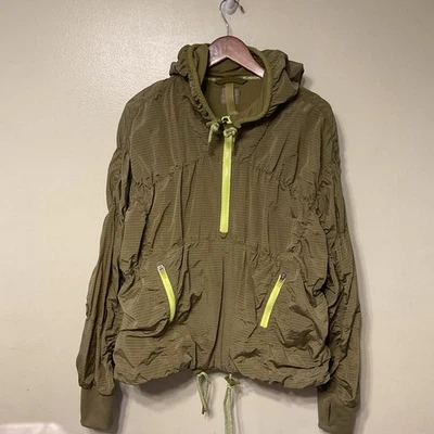 FREE PEOPLE Movement Happy Camper Pullover Jacket Size S Hiking cycling Gym - Image 1 of 4