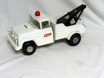 BUDDY L FORD WRECKER TOW TRUCK---RARE WHITE--NO RESERVE-- - Image 1 of 4