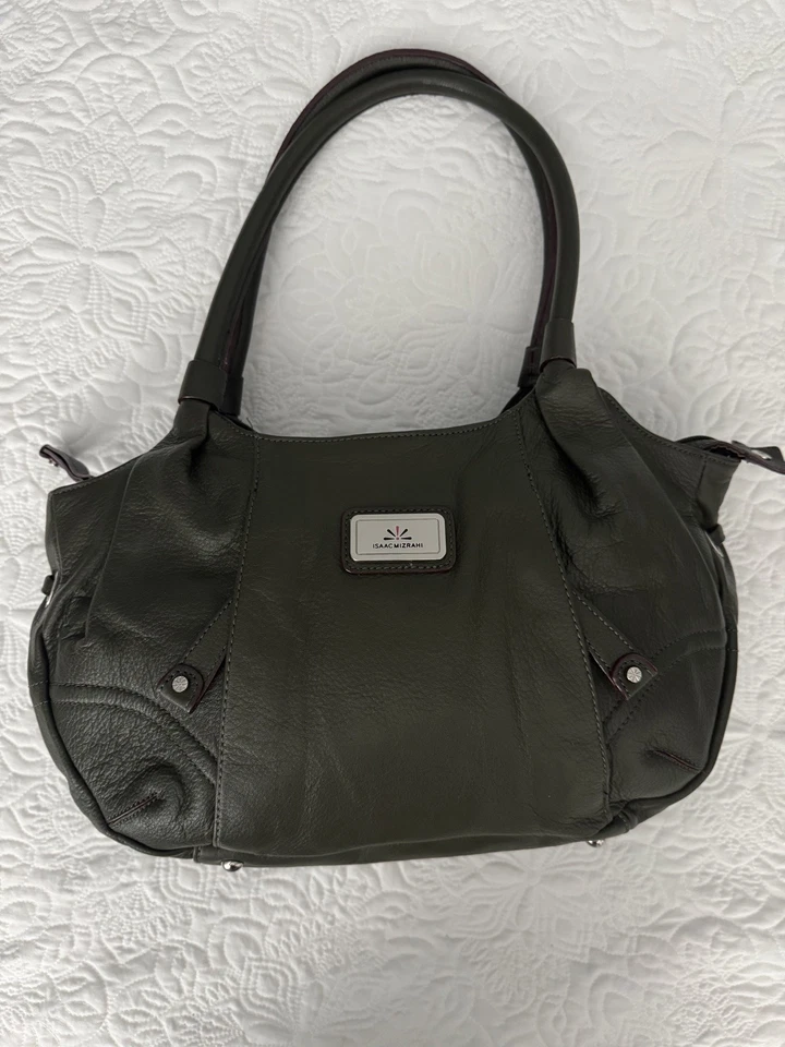 Bolso de mano Isaac Mizrahi de cuero con asa verde oliva cierre de cremallera bolsillos interiores Foto 1 de 4