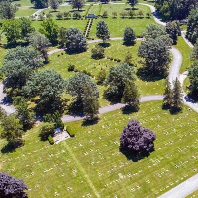 Parcelas funerarias de Chambersburg, Pensilvania Parklawn Memorial Gardens y Mausoleo (2) Foto 1 de 3