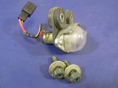 Lámpara de luz de matrícula OEM 2007 Kawasaki Vulcan 900 Classic VN900B Foto 1 de 4