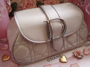 100%AUTHENTIC DIOR COUTURE Addict BEAUTY MAKEUP TRAVEL Clutch SILVER CASE BAG - Picture 1 of 12