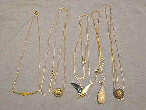 5 Vintage Gold Tone Pendants With Necklaces Flower Ball Bird Pearl - Picture 1 of 7