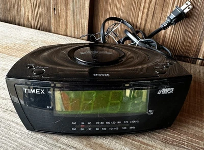 Timex MP3 Line-In T227BQ Tuning Alarm Clock Radio.  Battery Backup.  Black. - Image 1 of 4