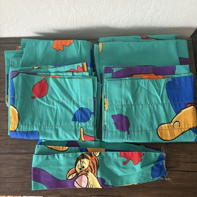 "CUATRO cortinas de bolsillo de varilla de día con bravas de Winnie Pooh & Tigger de colección de Disney 80""x63""" Foto 1 de 4