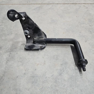 13-18 DODGE RAM OEM MOPAR CUMMINS LH VENTILADOR CUBIERTA SOPORTE 68160115AA Foto 1 de 4