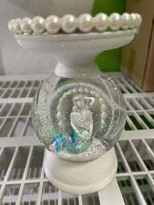 Bath & Body Works Pedestal Blue Mermaid Snow Globe Glow Candle 3-Wick Lights Up - Picture 1 of 3