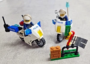 Lego City Police con ladro che scappa 60041 e 7235 non completo (VF01) - Imagen 1 de 5