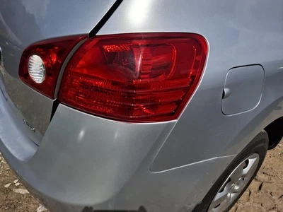 Conjunto de luz trasera derecha usado se adapta a: Nissan Rogue 2011 cuarto montado en panel plataforma Foto 1 de 4