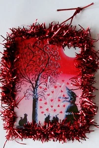 Hermoso adorno de San Valentín hecho a mano bruja con muchos corazones - Imagen 1 de 1