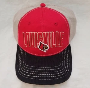 Rote Louisville Cardinals 3D-bestickte geschlossene Netzkappe hinten L/XL Cordmütze - Bild 1 von 5