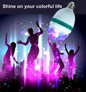 LAMPADINA LED RGB ROTANTE ATTACCO E27 PLUG & PLAY DECORAZIONE NATALIZIA FESTE - Foto 1 di 11