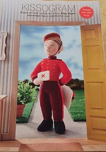 STRICKANLEITUNG Alan Dart Kissogram Valentinstag Spielzeug - Bellboy Spielzeug 33cm groß DK - Bild 1 von 6