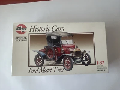 FORD  MODEL  T  1912  Airfix  1:32  Historic Cars Series,  still sealed BNIB - Immagine 1 di 3