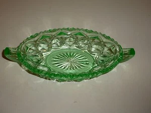 Vintage Green Pressed Glass Oval Handled Relish Dish, Sawtooth and Diamond - Picture 1 of 8