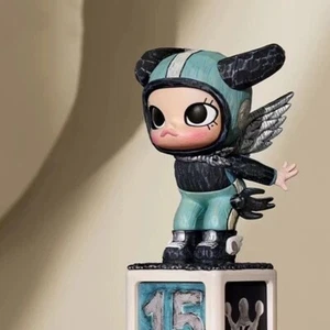 POP MART MOLLY Anniversary Statues Classical Retro Figure - Individual Blind Box - Picture 1 of 7