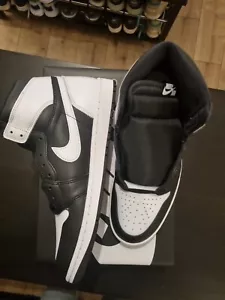 Size 44,5 Air Jordan 1 Retro High Og Black White - Bild 1 von 3
