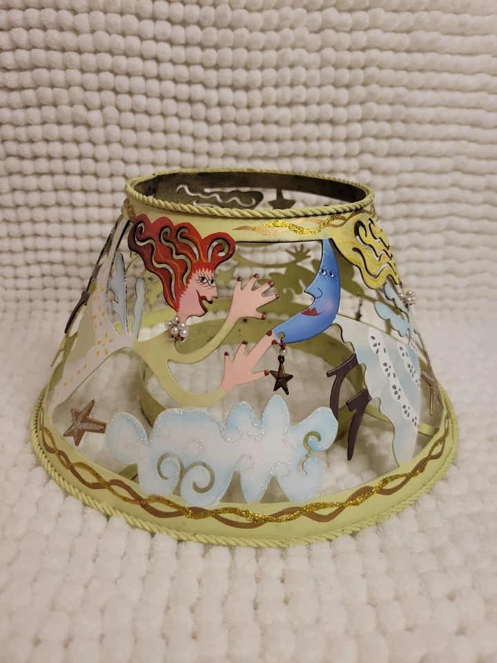 Karen Rossi Arte Vela Lámpara Pantalla Hadas Volando con Luna Sol y Estrellas Foto 1 de 4