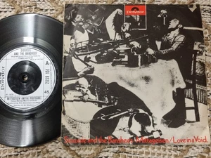 Siouxsie And The Banshees – Mittageisen / Love In A Void 1979 Polydor 7” - Picture 1 of 6