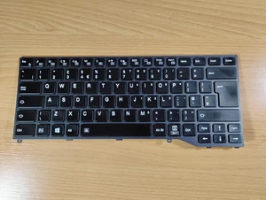 Fujitsu Lifebook U748 UK QWERTY KEYBOARD - CP724736 REV.:B - Picture 1 of 2