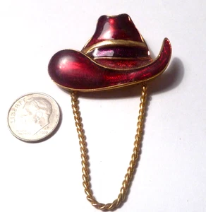 Sombrero Vaquero Pin Esmalte Rojo Chapado en Oro con Cadena - Imagen 1 de 5