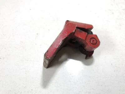 Bisagra puerta delantera Volkswagen Golf 1995 usada, original #608430-26 Foto 1 de 2