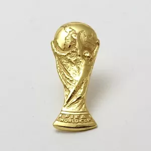 18k Gold 750 Italy Fifa World Cup Trophy Globe Soccer Futbol Tie Tac Lapel Pin - Picture 1 of 6