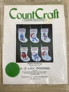 Cross Stitch New Vintage- 1982 Petite Stockings Kit COUNT CRAFT - Picture 1 of 2