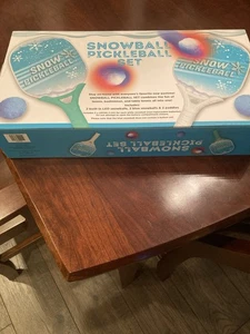 NEW Snowball Pickleball Set W/LED SNOWBALLS & PADDLES - Picture 1 of 3