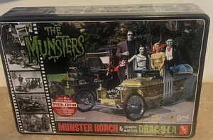 The Munsters Munster Koach & Drag-u-la AMT 619 Model Kit 2010 Mint in Sealed Tin - Picture 1 of 7