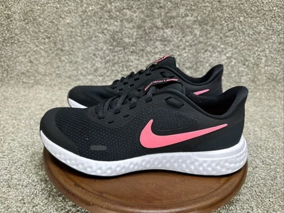 Size 5.5 Y Women’s 7  (GS) - Nike Revolution 5 Low Black Sunset Pulse - Image 1 of 4