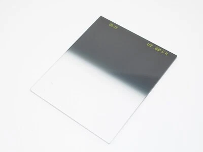 Lee Filters RF75 Graduated ND 0.6 Hard Filter - Image 1 of 4
