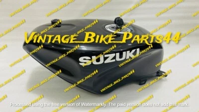 Suzuki RGV250 vj22 1991-1994 aleación de aluminio negro tanque de gasolina pintado Foto 1 de 4