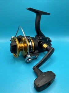 Vintage PENN Graphite 4500 SS 4.6:1 Spinning Fishing Reel - Picture 1 of 6