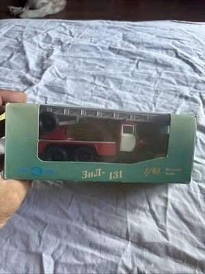 Camión Coches rusos soviéticos metal DIECAST ESCALA MODELO 1:43 Caja Foto 1 de 4