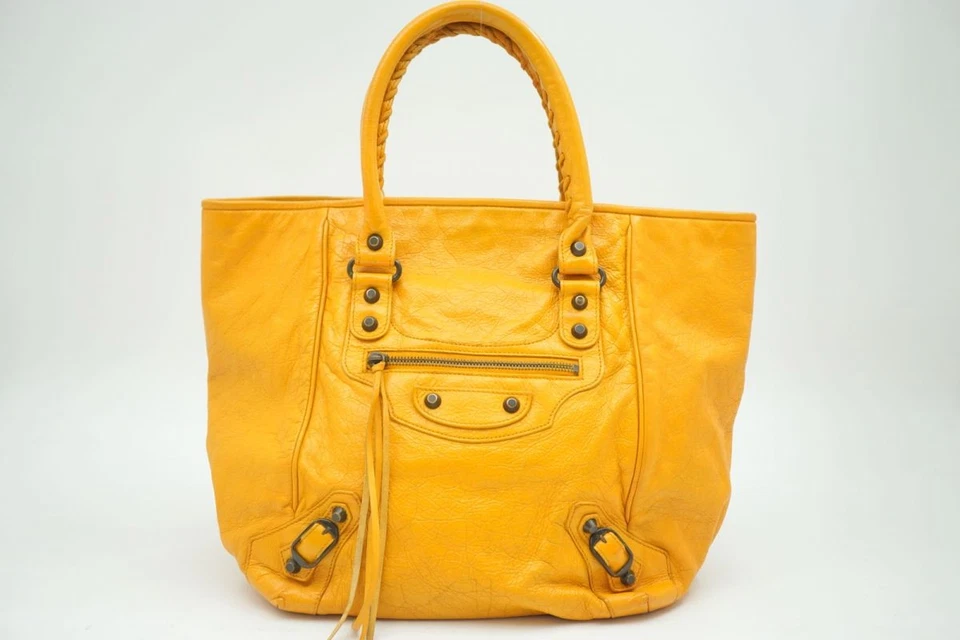 Bolso de Mano BALENCIAGA The Sunday 228750 7060 K1669 Tachuelas Cuero Amarillo 4478h Foto 1 de 4