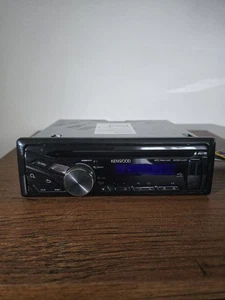 Kenwood KDC-U31R Autoradio CD MP3 WMA AAC 50WX4 + USB + AUX +!Adapter + Rahmen - Bild 1 von 5