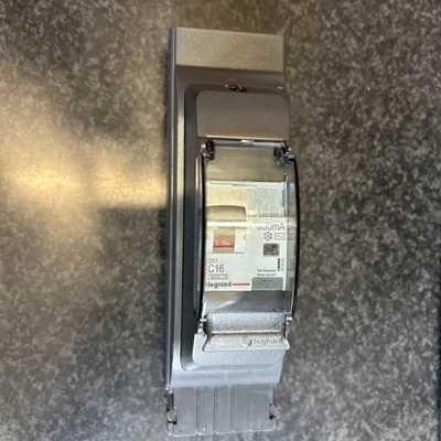 ELECTRAK IAB450A UNDERFLOOR / DESK RCBO MODULE IN-LINE UNIT 16A RCD Legrand 30mA - Image 1 of 4